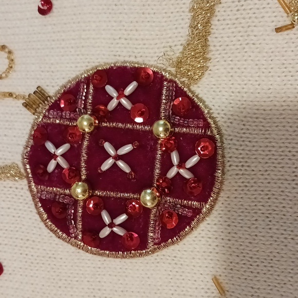 Holiday cardigan sweater - Picture 9 of 11